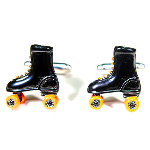 Mancuernillas Metalicas esmaltadas en forma de patines de ruedas