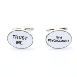 Mancuernillas metalicas con texto: Trust Me - Im a Psychologist (Psicologo)