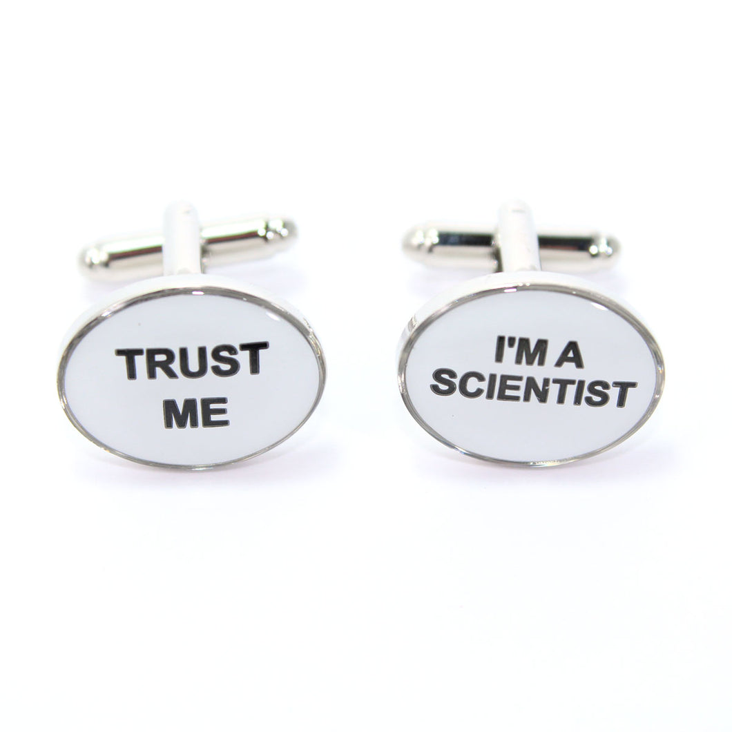 Mancuernillas metalicas con texto: Trust Me - Im a Scientist (Cientifico)